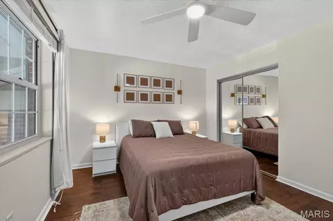 Bedroom - 1663 E Swan Cir, Saint Louis, MO 63144 photo 3 of 5