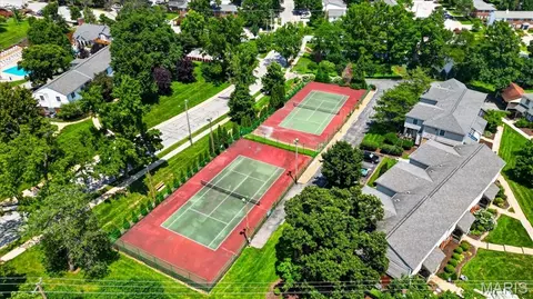 View/Area - 1663 E Swan Cir, Saint Louis, MO 63144 photo 1 of 1