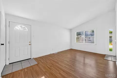 51 Cedar Field Dr, Pacific, MO 63069 photo 6