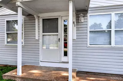 51 Cedar Field Dr, Pacific, MO 63069 photo 4
