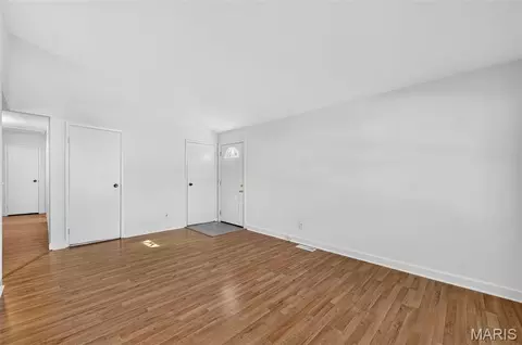 51 Cedar Field Dr, Pacific, MO 63069 photo 9