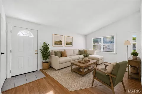 51 Cedar Field Dr, Pacific, MO 63069 photo 5