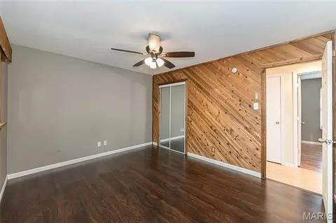 Bedroom - 2120 Devonshire Dr, Imperial, MO 63052 photo 2 of 5