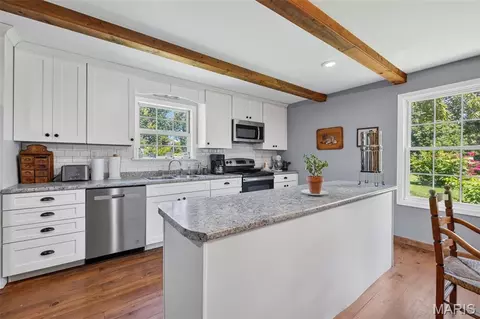 Kitchen - 312 S State Highway 21, Caledonia, MO 63631 photo 2 of 5
