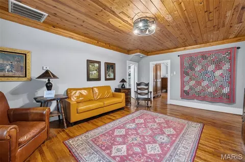 Living - 312 S State Highway 21, Caledonia, MO 63631 photo 5 of 5
