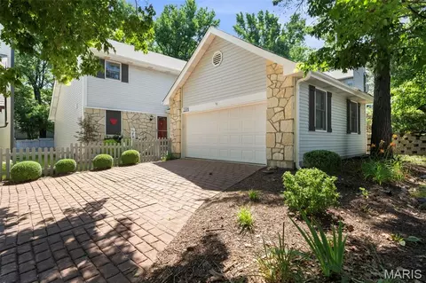 1594 Milbridge Dr, Chesterfield, MO 63017