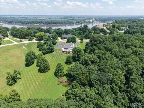 17 Orchard Point Rd, Hannibal, MO 63401 photo 3