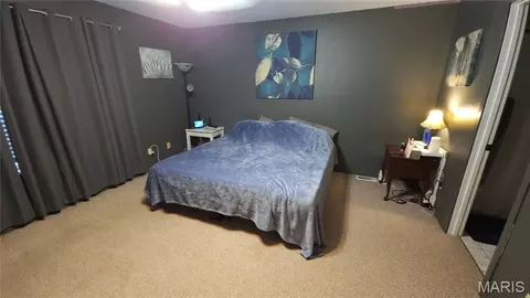 Bedroom - 11 W Industrial Dr, Gerald, MO 63037 photo 3 of 4