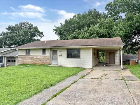 1649 N Spanish St, Cape Girardeau, MO 63701