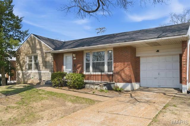 1083 Jennings Station Rd, Saint Louis, MO 63137