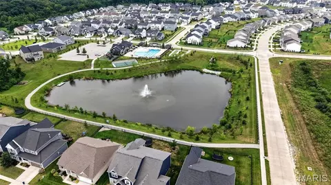 View/Area - 809 Upland Loop, O'fallon, MO 63368 photo 2 of 5