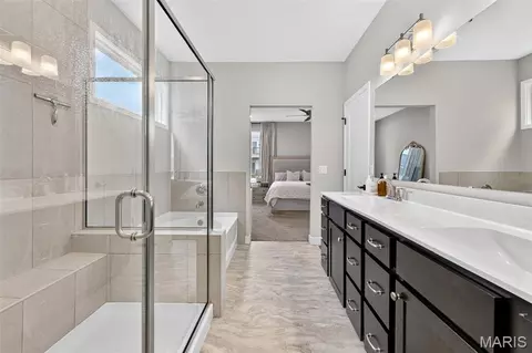 Bath - 809 Upland Loop, O'fallon, MO 63368 photo 5 of 6