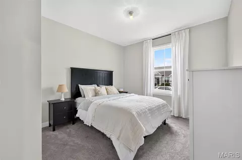 Bedroom - 809 Upland Loop, O'fallon, MO 63368 photo 7 of 10