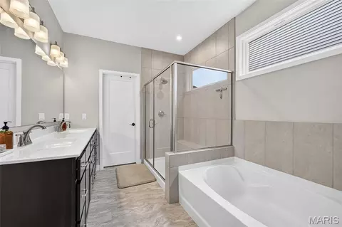 Bath - 809 Upland Loop, O'fallon, MO 63368 photo 1 of 6