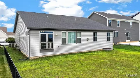 Exterior - 809 Upland Loop, O'fallon, MO 63368 photo 3 of 5