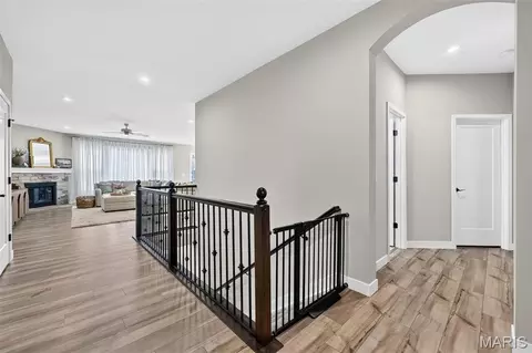 Entry Way - 809 Upland Loop, O'fallon, MO 63368 photo 5 of 11