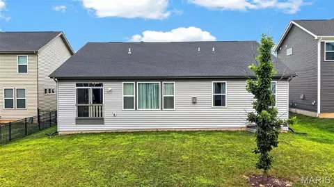 Exterior - 809 Upland Loop, O'fallon, MO 63368 photo 2 of 5