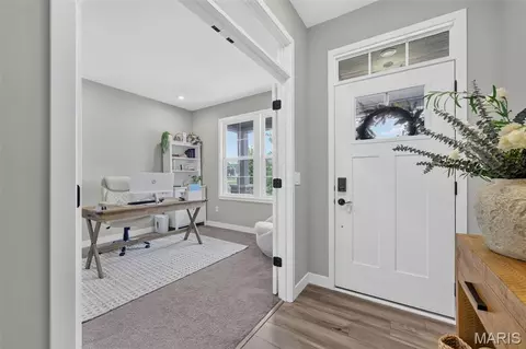 Entry Way - 809 Upland Loop, O'fallon, MO 63368 photo 3 of 11