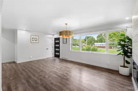 504 Wren Ave, Manchester, MO 63021 photo 6