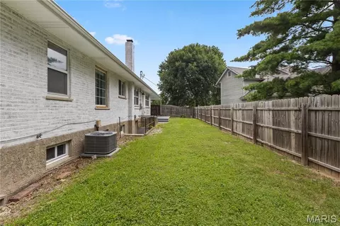 504 Wren Ave, Manchester, MO 63021 photo 27