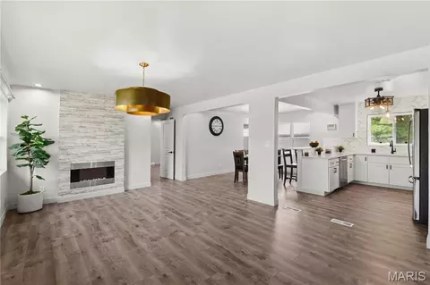 504 Wren Ave, Manchester, MO 63021 photo 7