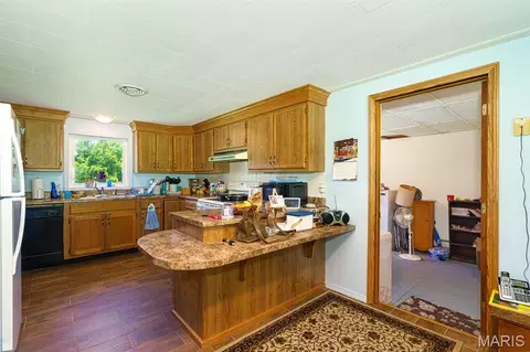 Kitchen - 10160 County Road 8150, Rolla, MO 65401 photo 5 of 5