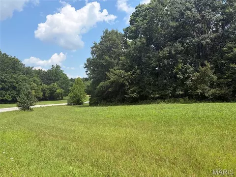 100 Summers Dr, Hawk Point, MO 63349 photo 4