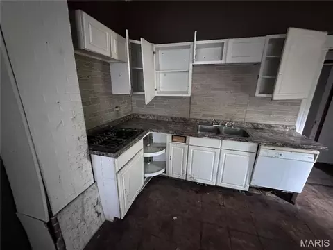 703 Walnut St, Hannibal, MO 63401 photo 13