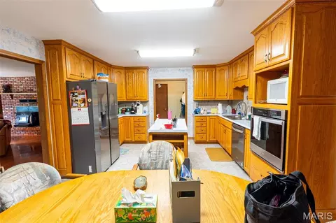 Kitchen - 15655 County Road 5190, Rolla, MO 65401 photo 2 of 5