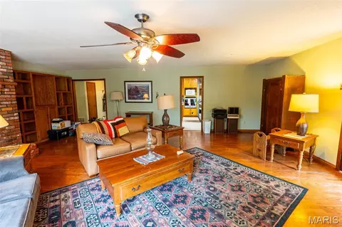 Living - 15655 County Road 5190, Rolla, MO 65401 photo 4 of 7