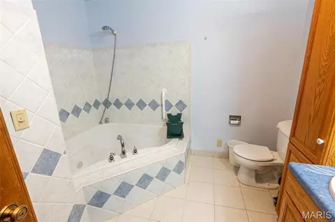 Bath - 15655 County Road 5190, Rolla, MO 65401 photo 2 of 7