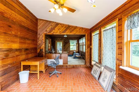 Exterior - 15655 County Road 5190, Rolla, MO 65401 photo 5 of 19