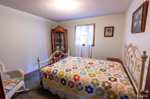 Bedroom - 15655 County Road 5190, Rolla, MO 65401 photo 4 of 8