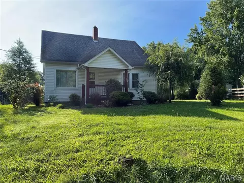 974 Clay St, Saint Clair, MO 63077 photo 2