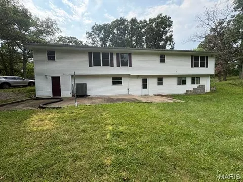 Exterior - 1232 W Springfield Rd, Saint Clair, MO 63077 photo 6 of 6