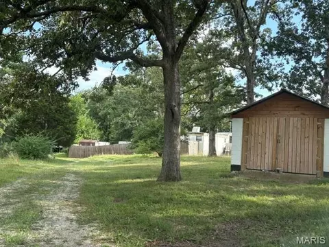 1232 W Springfield Rd, Saint Clair, MO 63077 photo 8