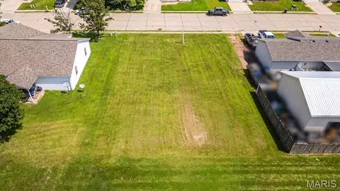 108 E Harrisonville Dr, Valmeyer, IL 62295 photo 5