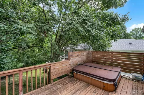 Exterior - 501 Echo Hill Ct, Ballwin, MO 63021 photo 8 of 15