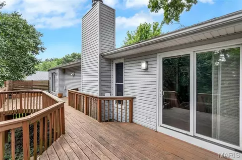 Exterior - 501 Echo Hill Ct, Ballwin, MO 63021 photo 6 of 15
