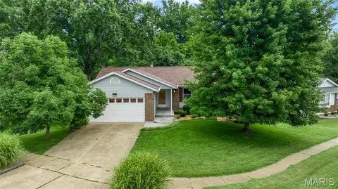 Exterior - 501 Echo Hill Ct, Ballwin, MO 63021 photo 14 of 15