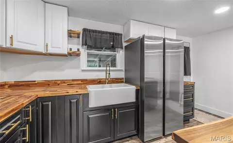 Kitchen - 388 Walls Ford Rd, Saint Clair, MO 63077 photo 2 of 3