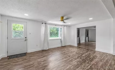 Living - 388 Walls Ford Rd, Saint Clair, MO 63077 photo 1 of 2