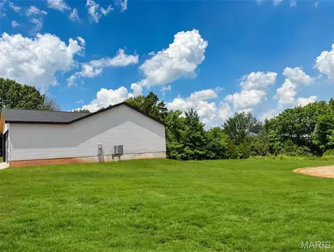 Exterior - 207 Willow Dr, Gerald, MO 63037 photo 4 of 5