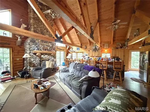 Living - 10231 Old 8 D, Mineral Point, MO 63660 photo 7 of 10