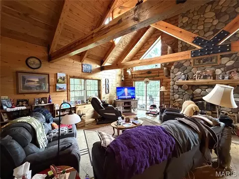 Living - 10231 Old 8 D, Mineral Point, MO 63660 photo 4 of 10