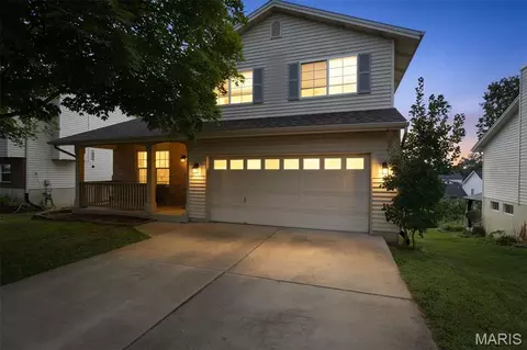 4350 Southview Way Dr, Saint Louis, MO 63129