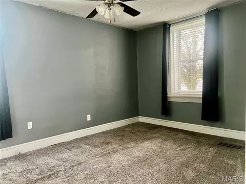 Bedroom - 404 S Main St, Waterloo, IL 62298 photo 4 of 4