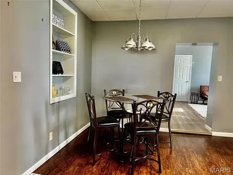 Dining - 404 S Main St, Waterloo, IL 62298 photo 2 of 2