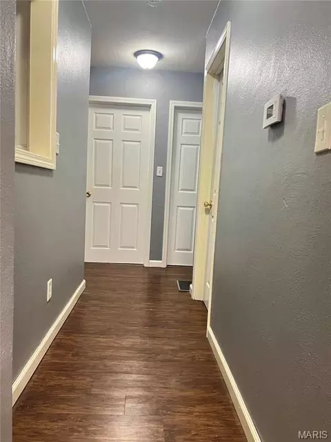 Entry Way - 404 S Main St, Waterloo, IL 62298 photo 2 of 4
