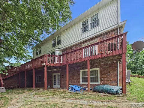 Exterior - 22 Frontenac Pl, Godfrey, IL 62035 photo 1 of 5